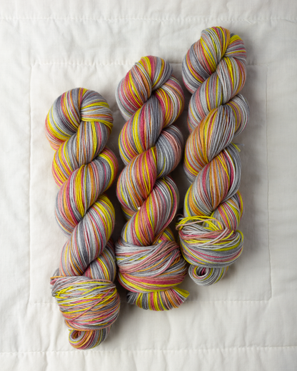 Studio Seconds yarn : 4-Ply Fingering