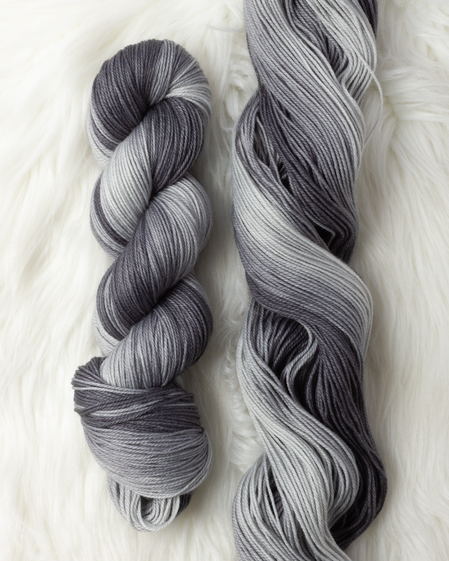Grey Gradient : One Way Trip
