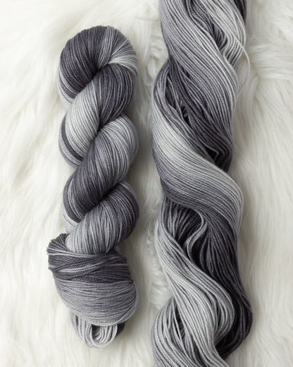 Grey Gradient : One Way Trip