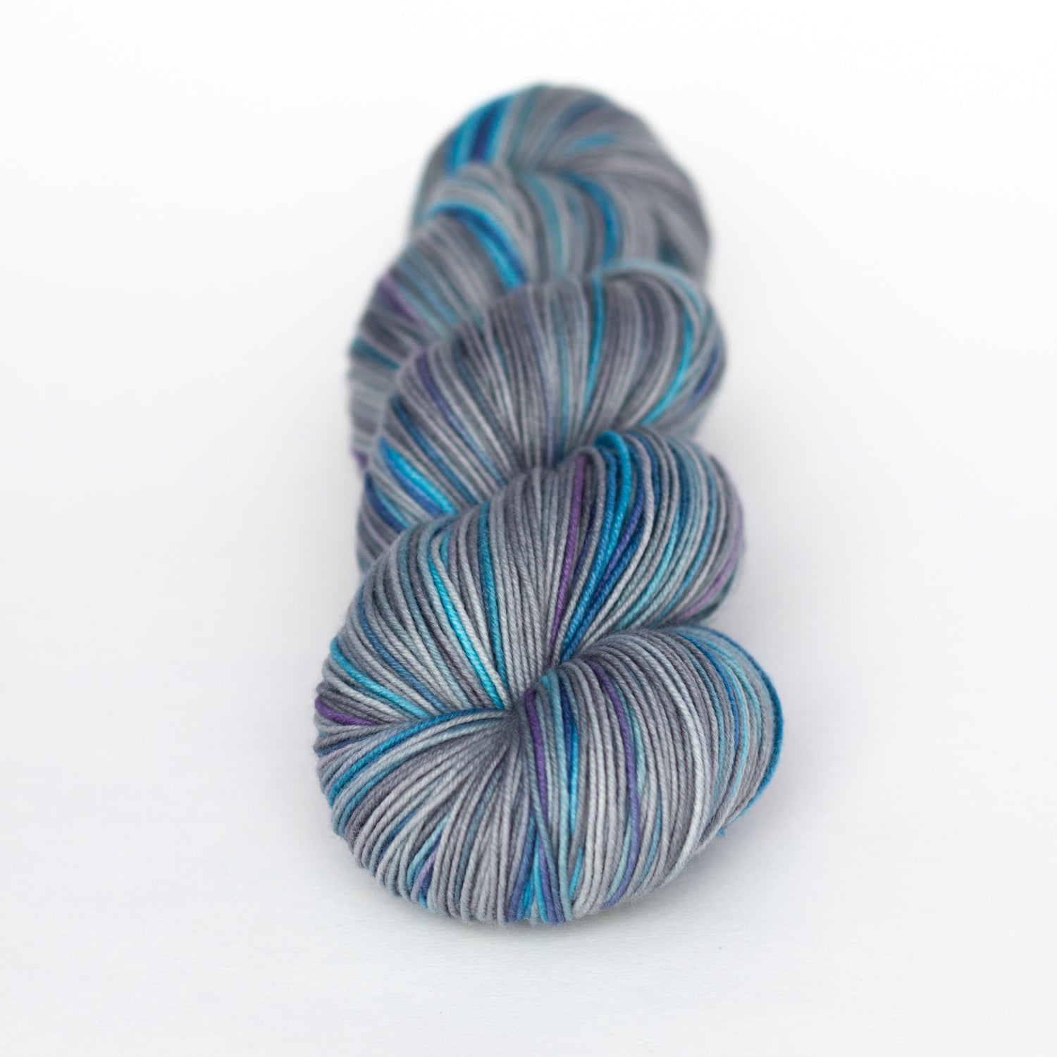 Storm Cloud self striping patterning yarn sock knitting gauge dye works