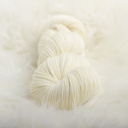 Undyed : Cream